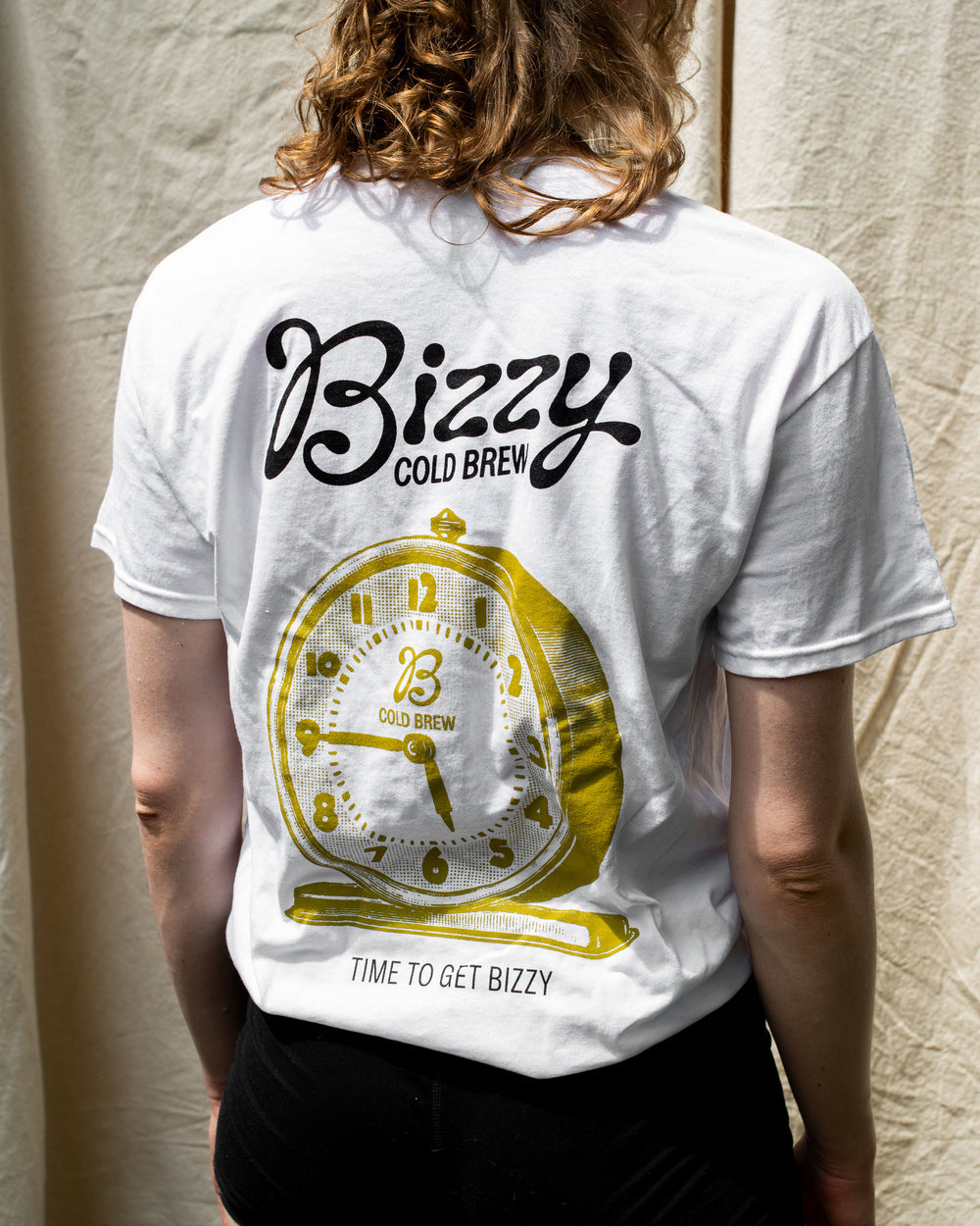 Bizzy Tee - Gold
